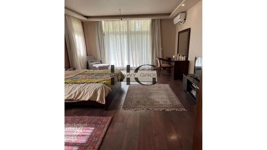 فيلا مميزة للبيع بمساحة 630 متر في قلب المدينة