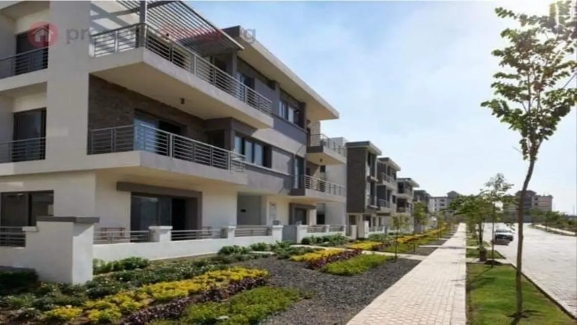 Luxurious 4-Bedroom Apartment with Great Amenities