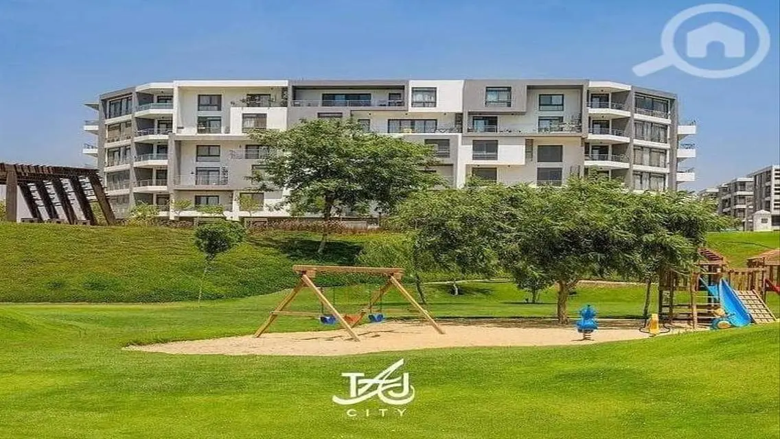 Luxurious 4-Bedroom Apartment with Great Amenities