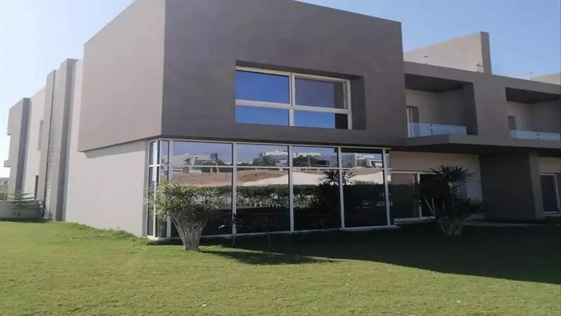Luxury Residence at Stage -313- with All Amenities
