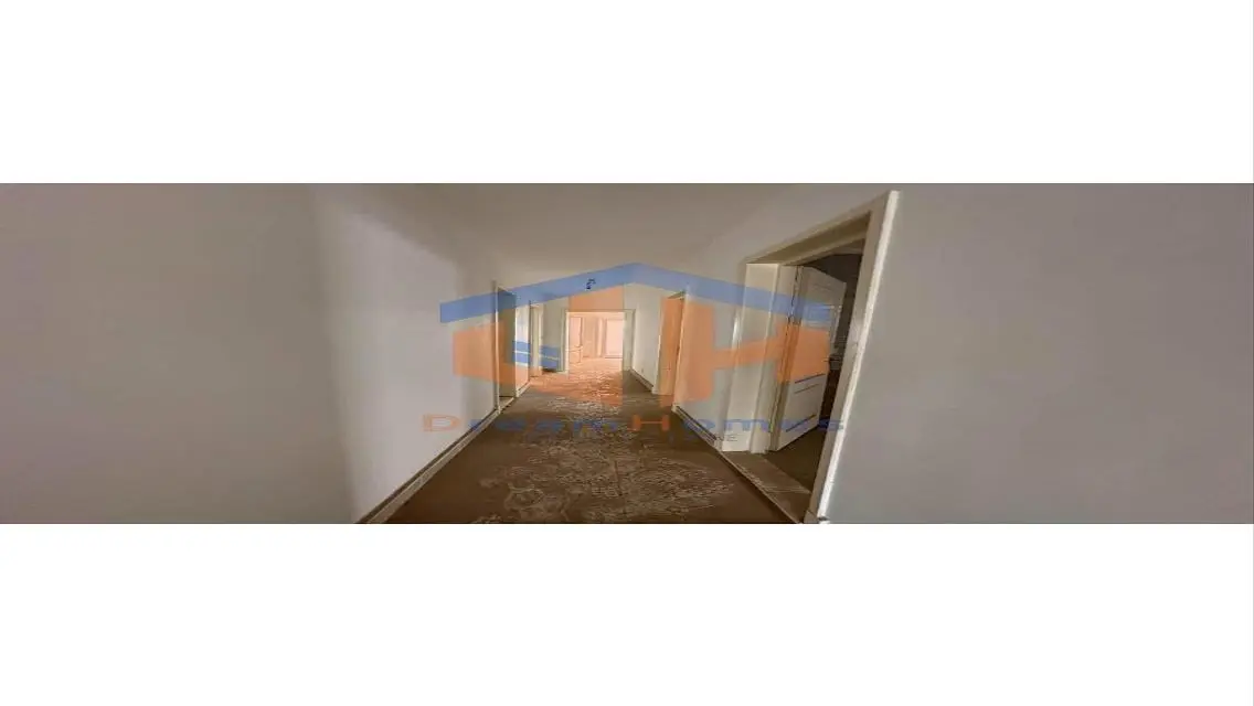 شقة فاخرة بالمجمع السكني 200-B14L10