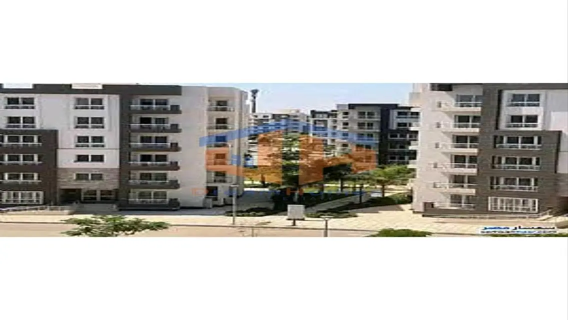 شقة فاخرة بالمجمع السكني 200-B14L10