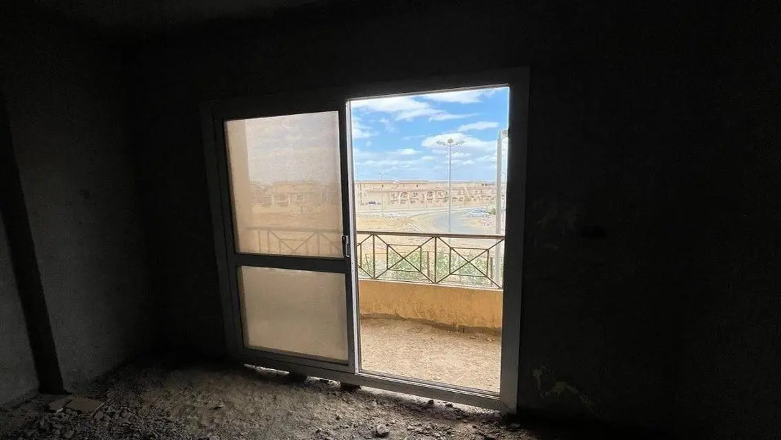 فيلا فاخرة مع غرفة دراسة ومسبح مشترك