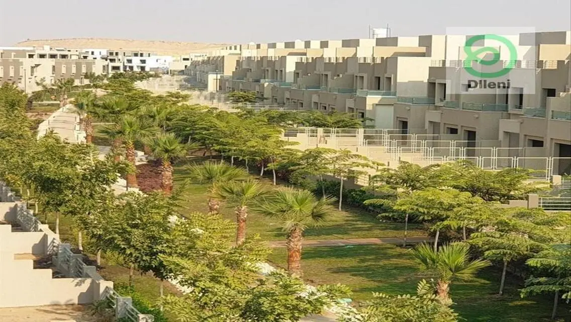 فيلا فاخرة بمساحة واسعة في موقع متميز