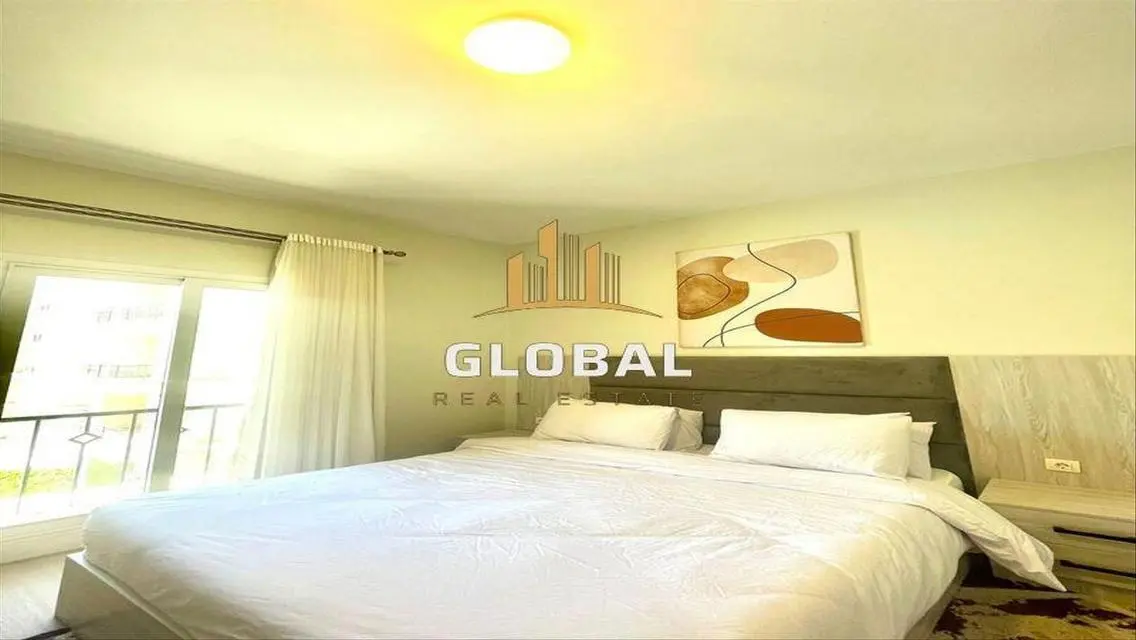 Luxury Apartment in Mivida at The Lake District