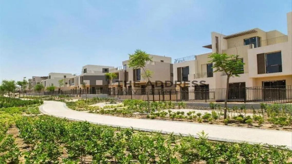 Luxurious Villa in New Cairo with Multiple Amenities