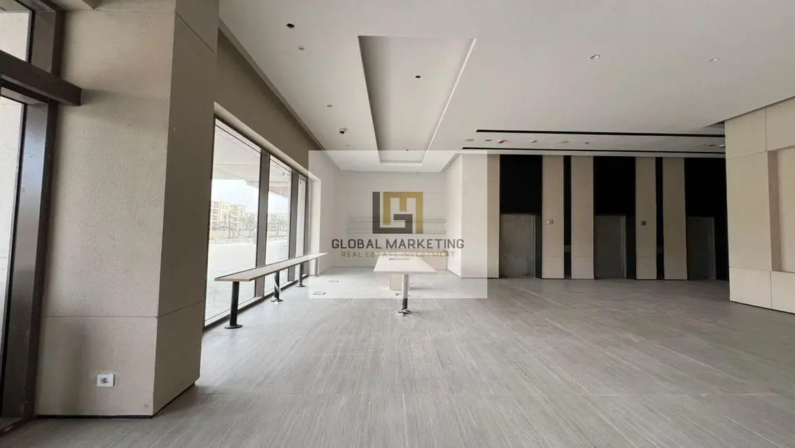 Luxury Office Space for Rent - 1250 Square Meters
