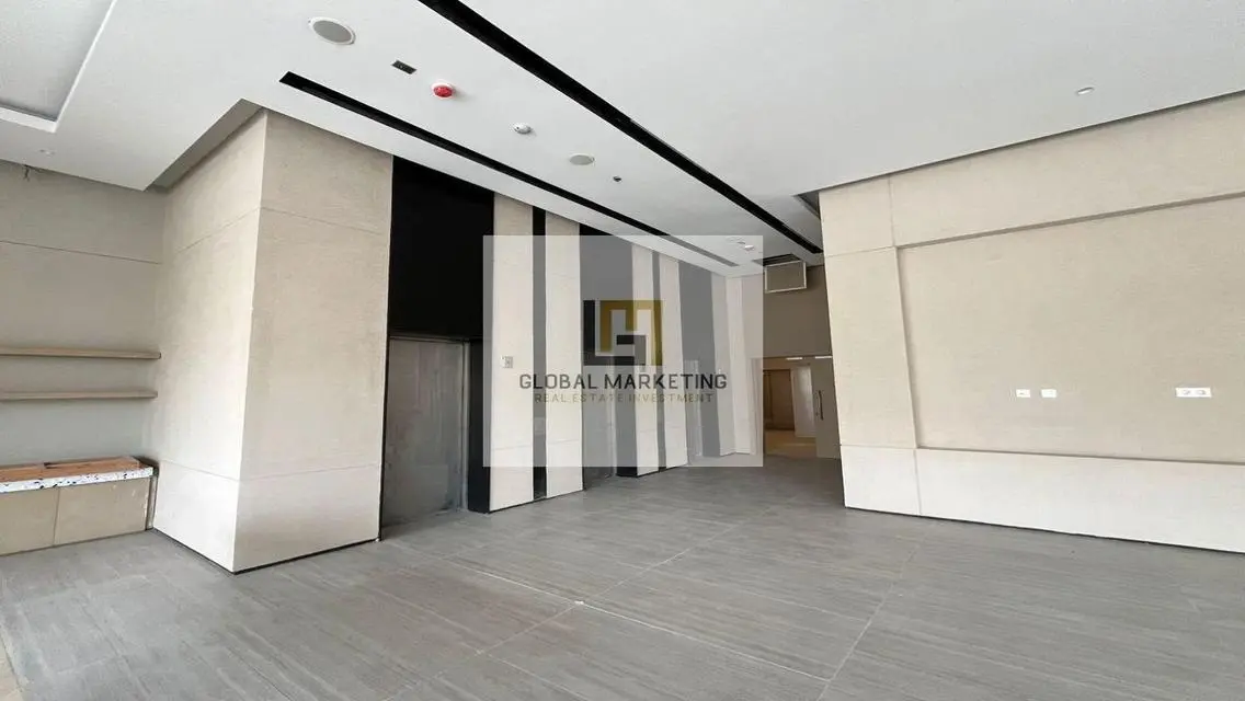 Luxury Office Space for Rent - 1250 Square Meters