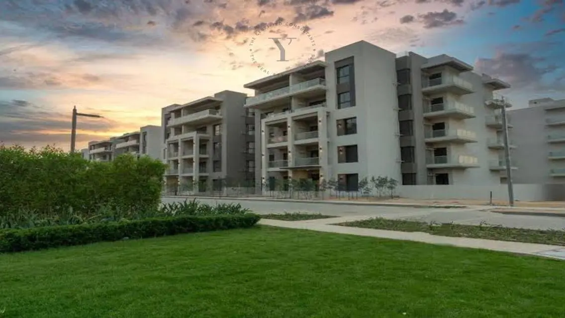 Invest in a Luxurious Property with Private Pool and Beautiful Garden