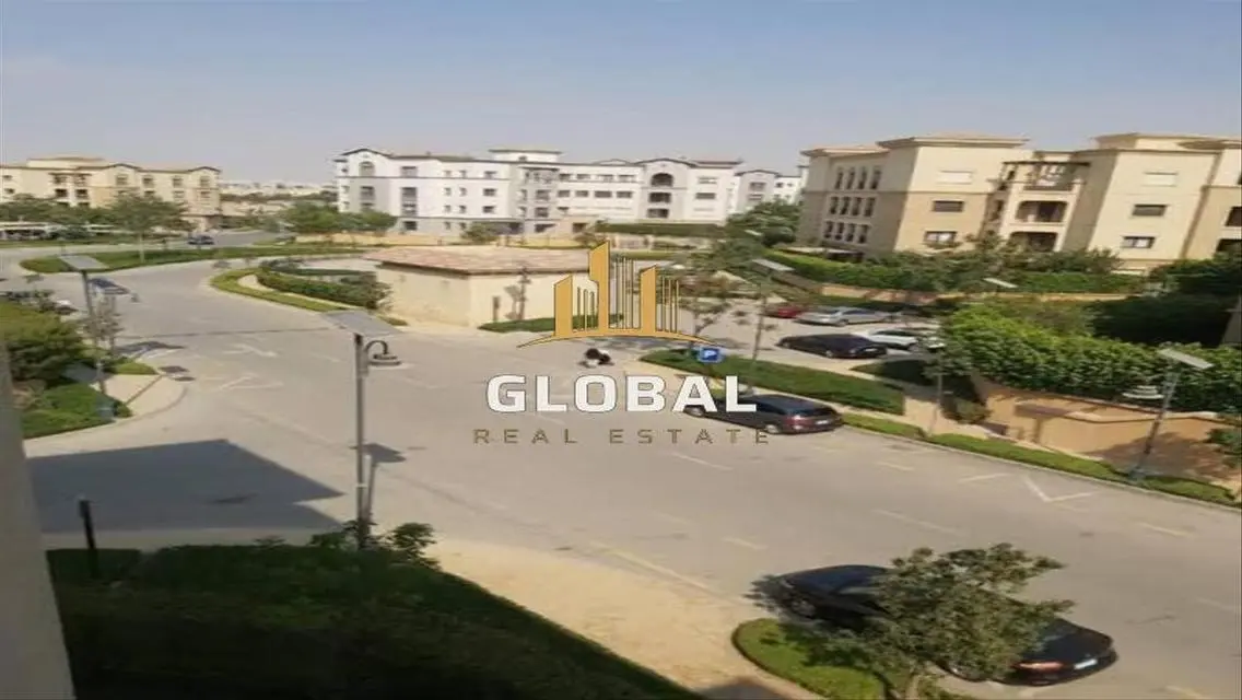 Luxury Apartment in Mivida with Full Amenities