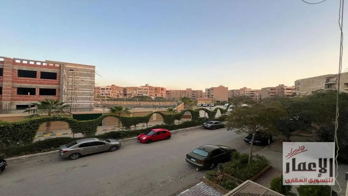 شقة فاخرة بمساحة 156 متر - للبيع