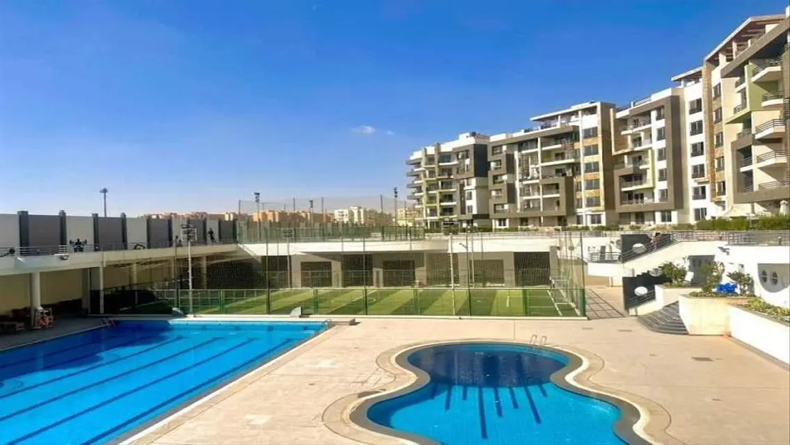 Luxury Apartment in Kenz Compound 185-30
