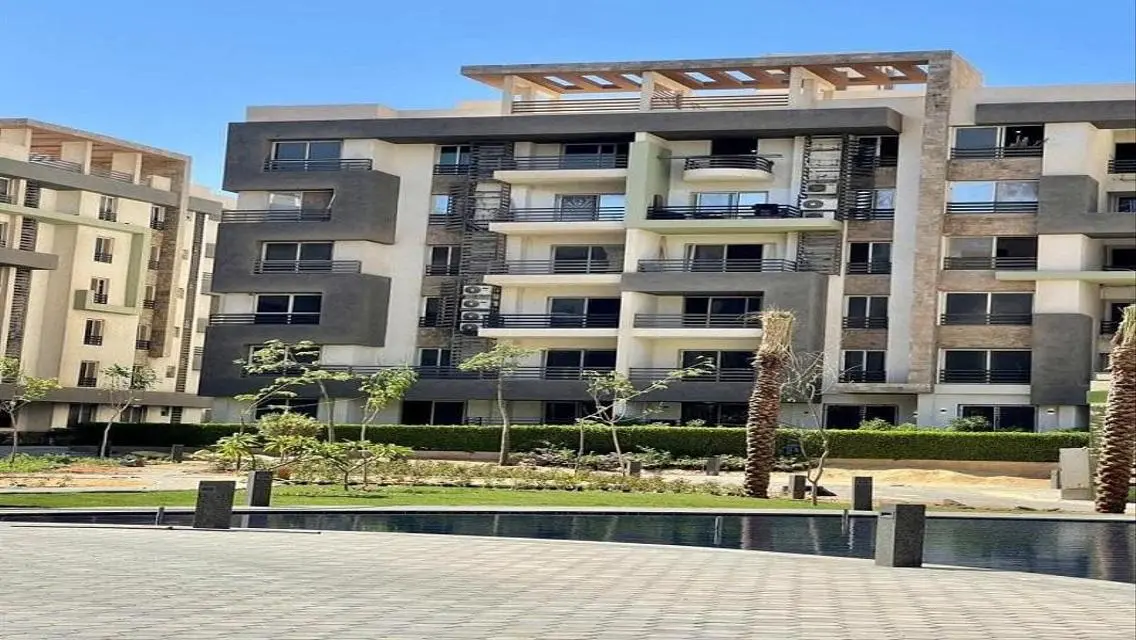 Luxury Apartment in Kenz Compound 185-30