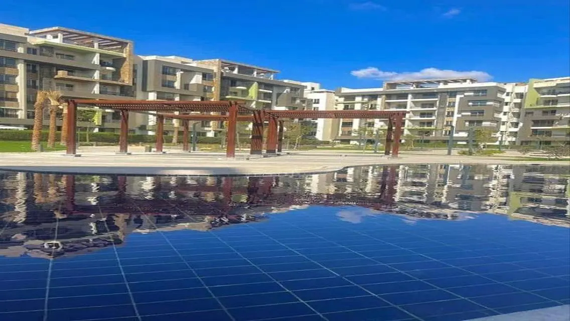 Luxury Apartment in Kenz Compound 185-30