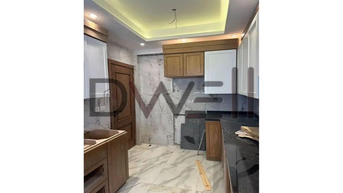 Luxury Apartment in Prime Location with Stunning Views