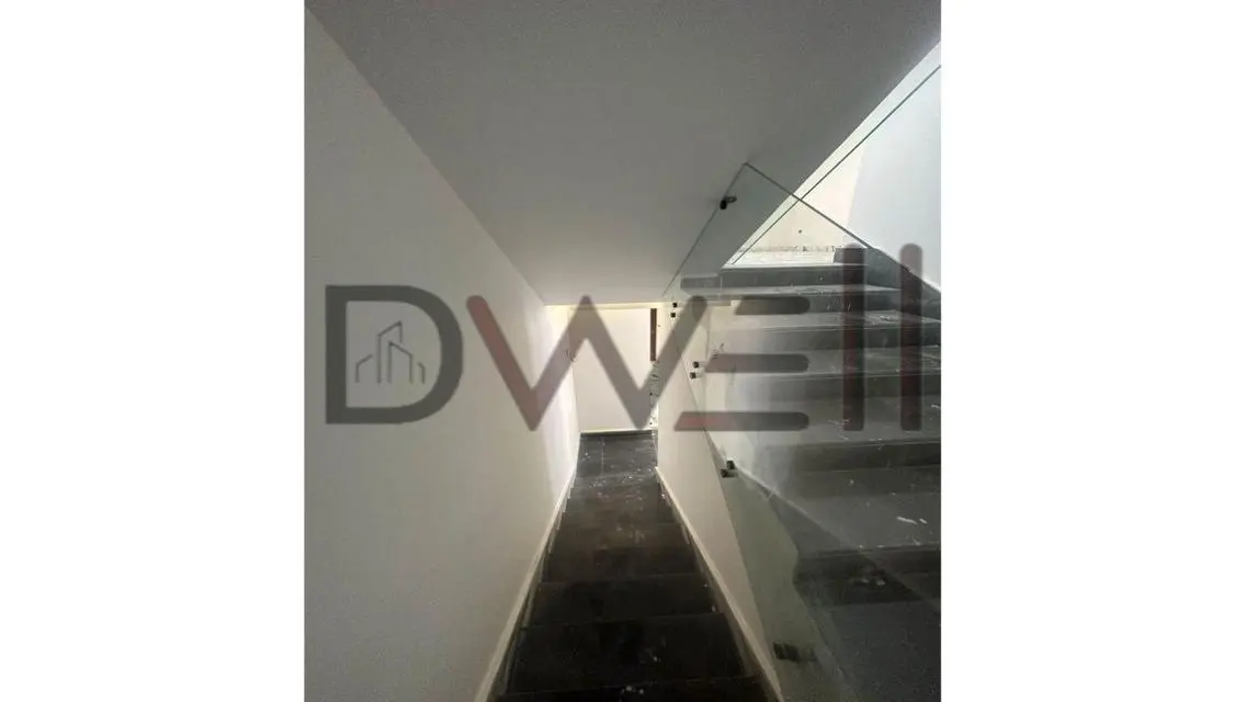 Luxury Apartment in Prime Location with Stunning Views