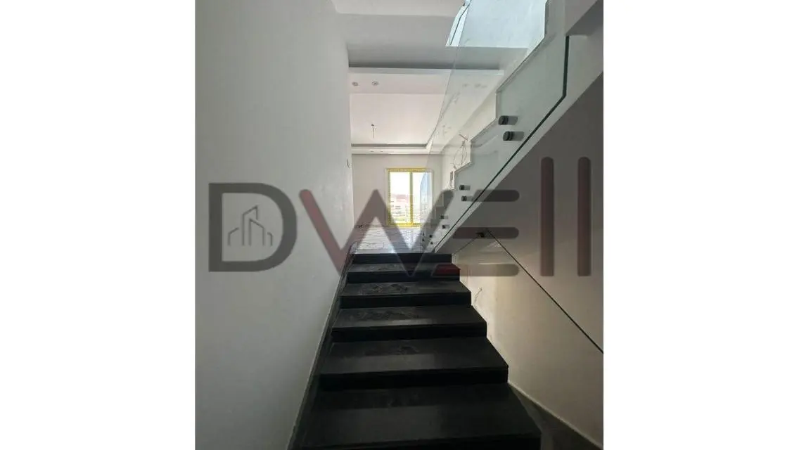 Luxury Apartment in Prime Location with Stunning Views