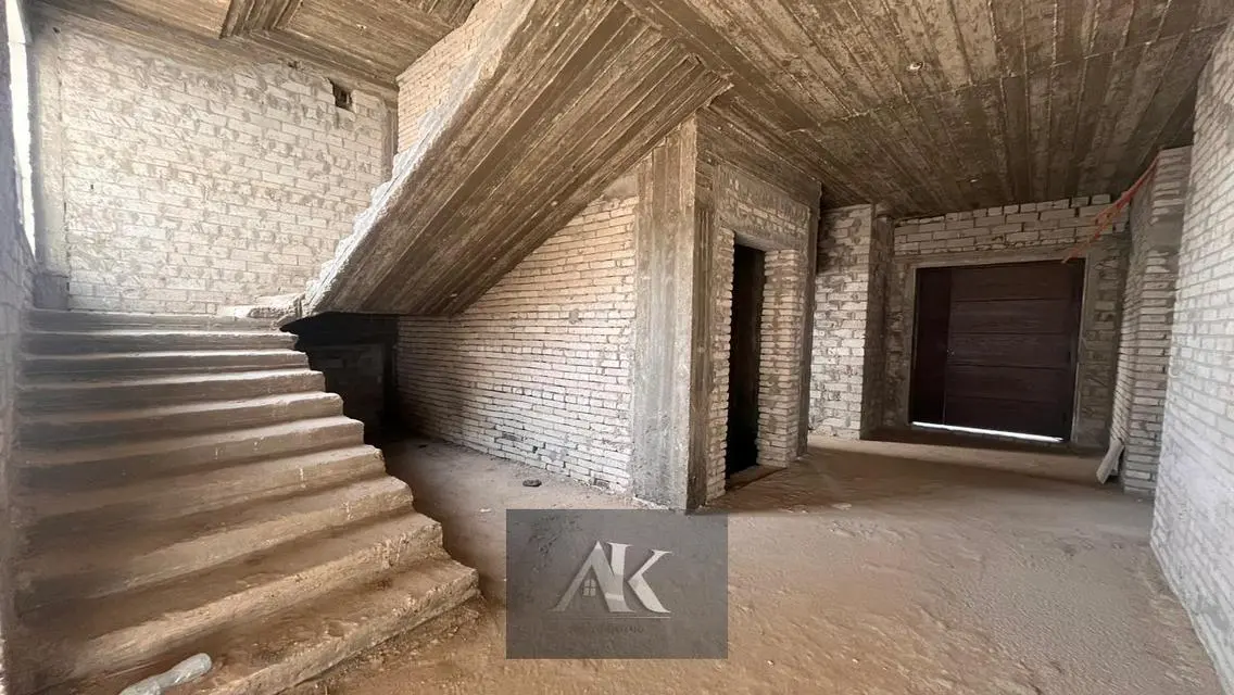 Luxurious Apartment for Rent in PHNC-384