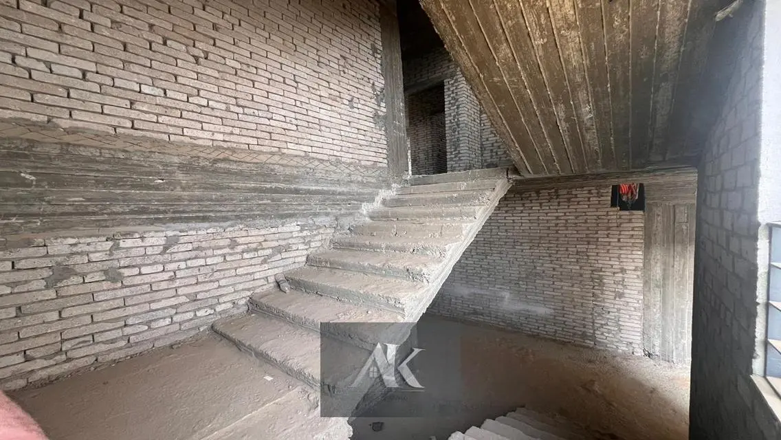 Luxurious Apartment for Rent in PHNC-384