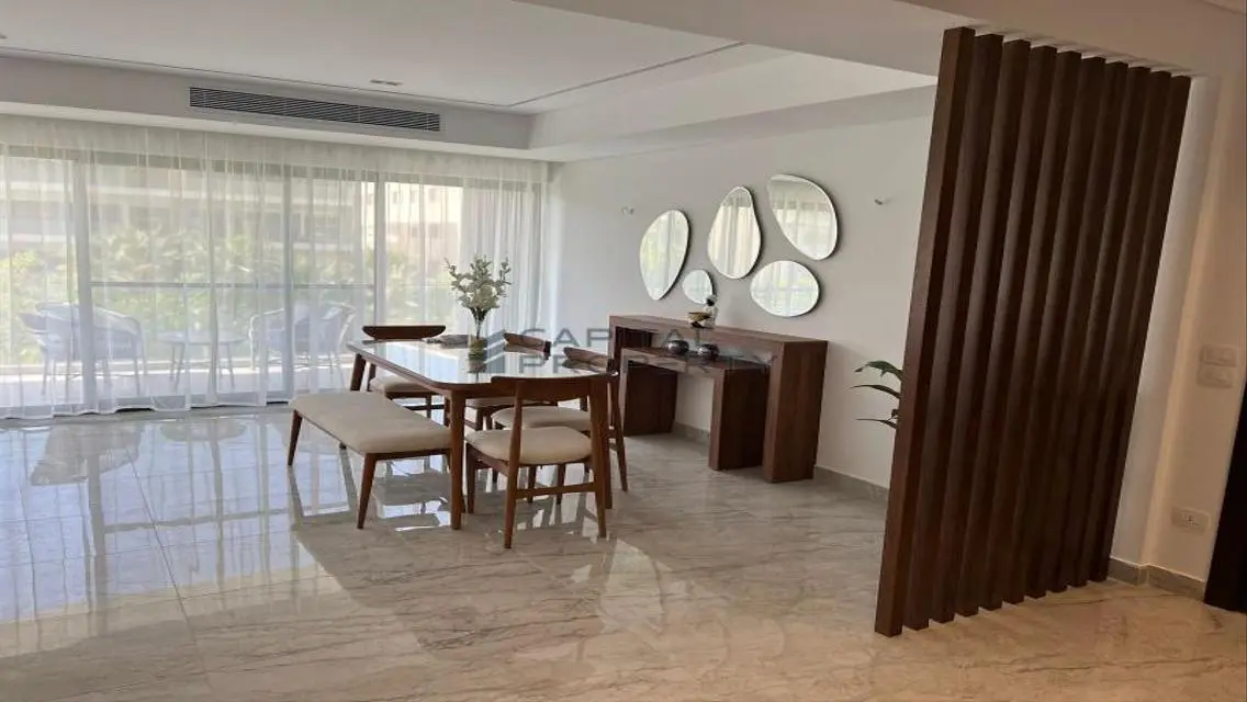 Luxury 3-Bedroom Apartment with Lake View