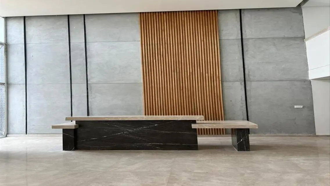 Luxury 3-Bedroom Apartment Near Major Attractions