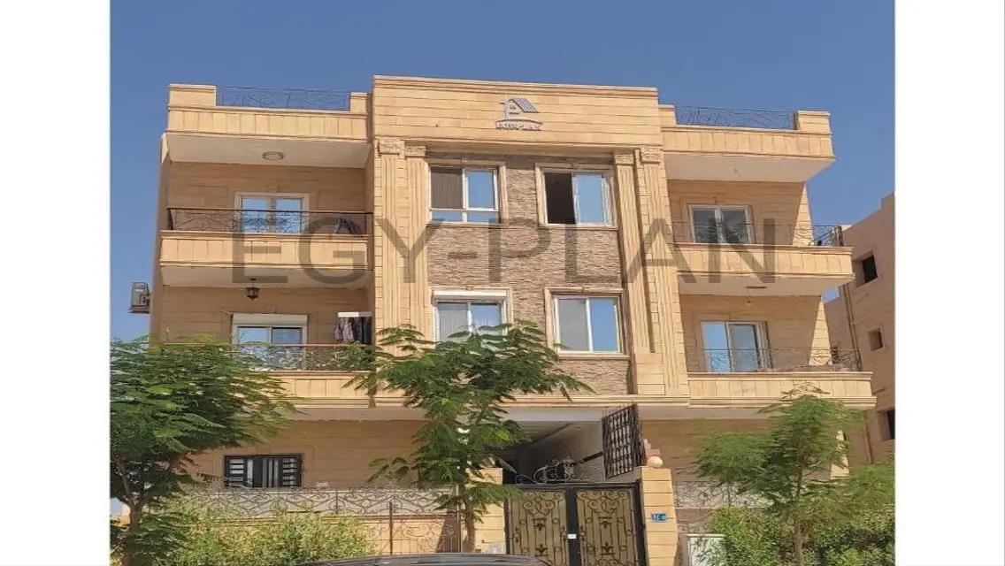شقة فاخرة للبيع في موقع مميز - 3 غرف نوم