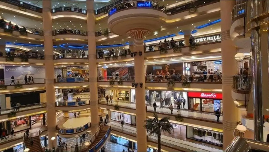 شقة مميزة بحديقة جميلة بسعر مغري