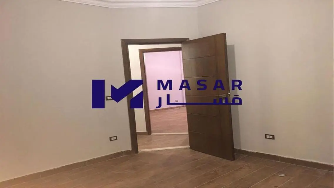 شقة فاخرة للبيع في موقع متميز