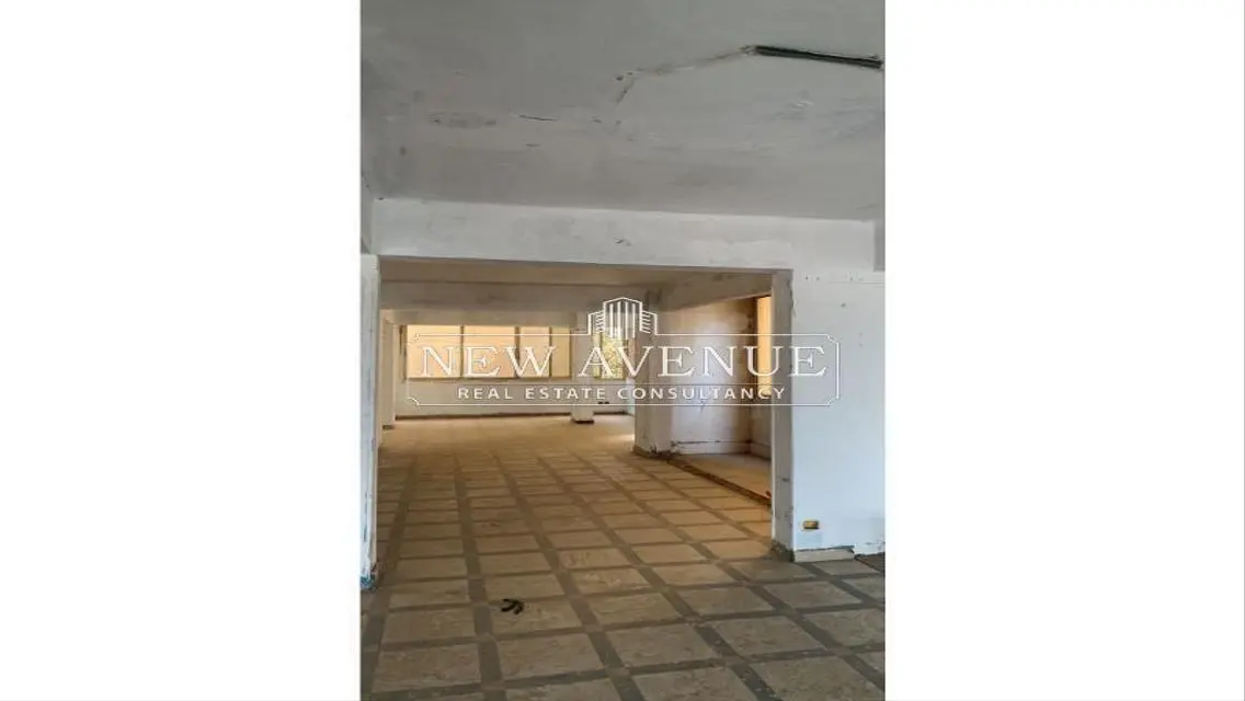 Office for Sale: 370 Sq. M. at 170,000 EGP