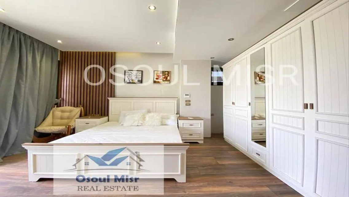 Luxury Home 220 Meters with Private Garden