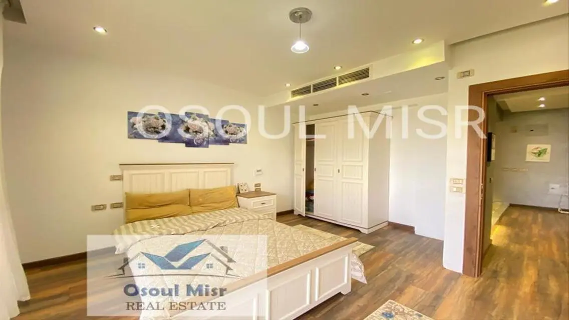 Luxury Home 220 Meters with Private Garden
