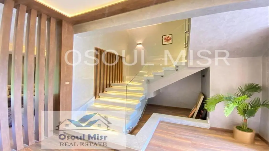 Luxury Home 220 Meters with Private Garden