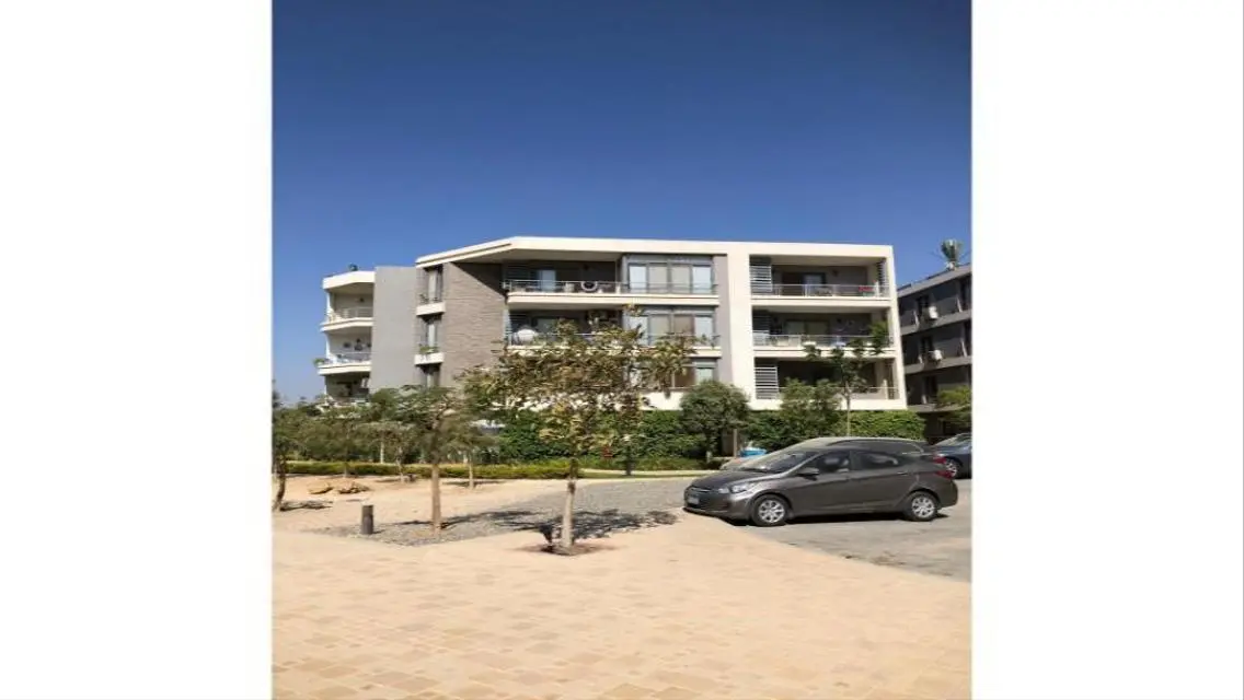 Luxury Lakeside Villa - An Unmissable Investment Opportunity