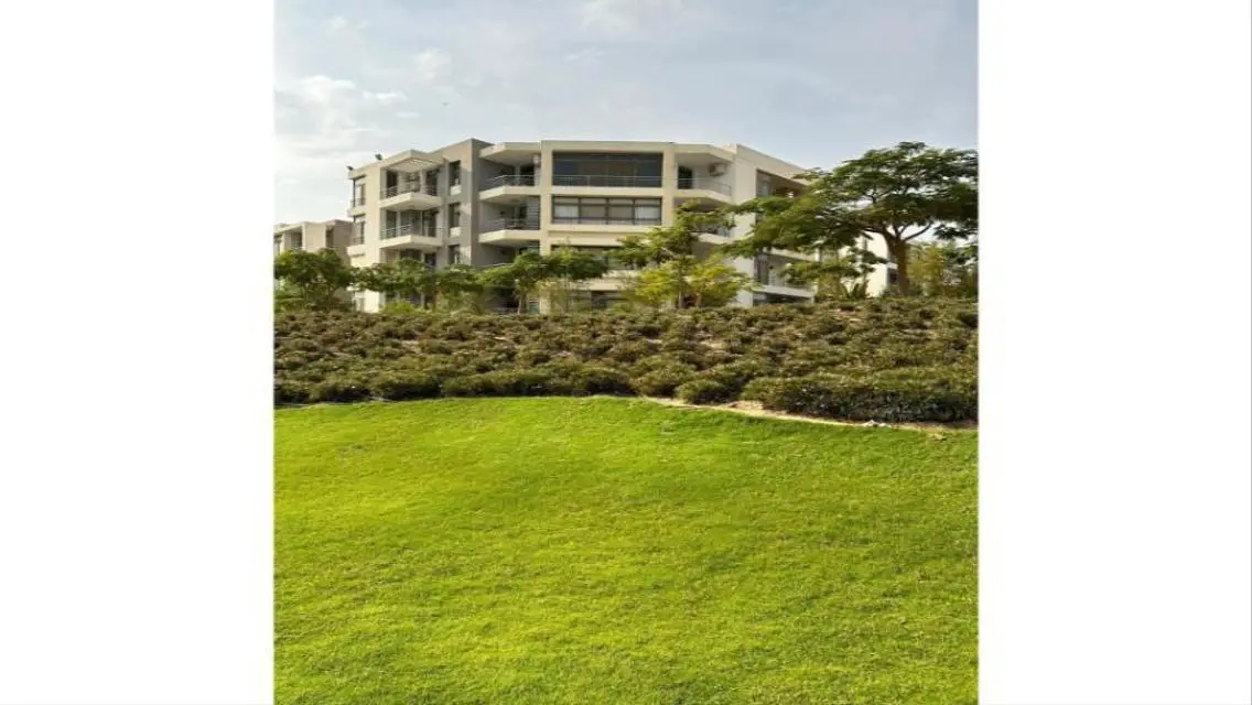 Luxury Lakeside Villa - An Unmissable Investment Opportunity