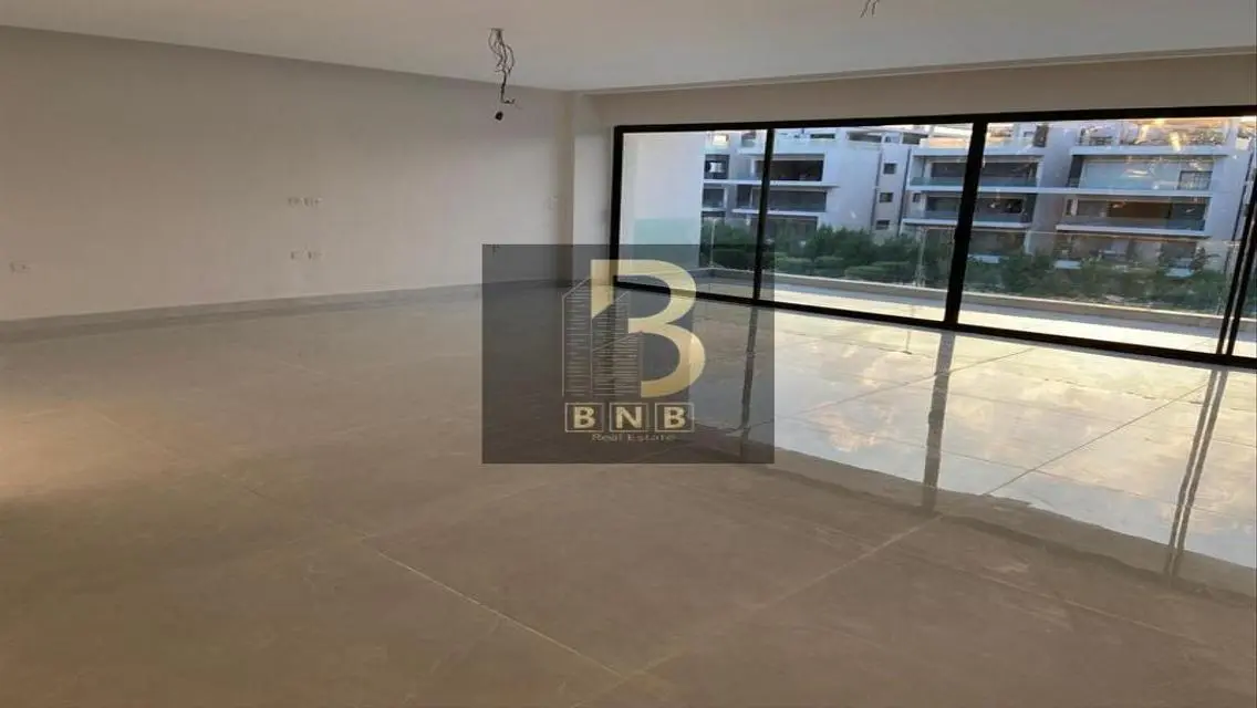 Luxury Apartment for Sale in the Heart of the City