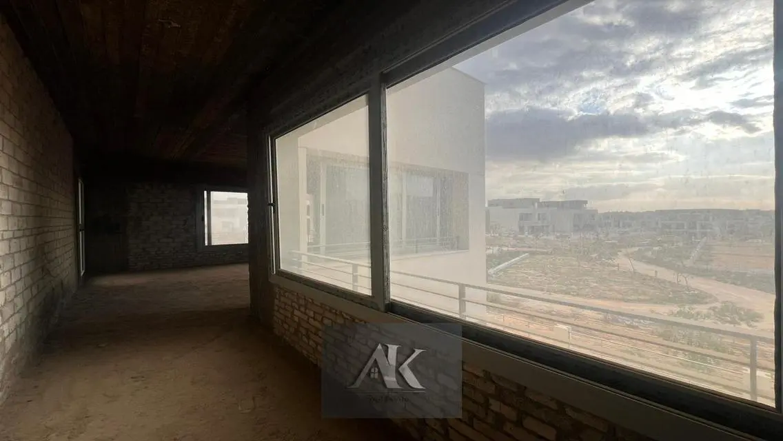 شقة فاخرة للإيجار في PHNC-385