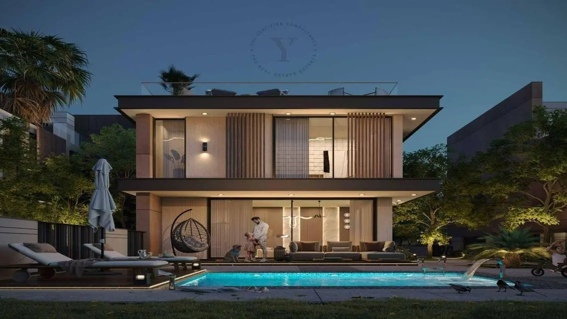 Luxurious Villa in Palm Hills with Private Pool and Garden