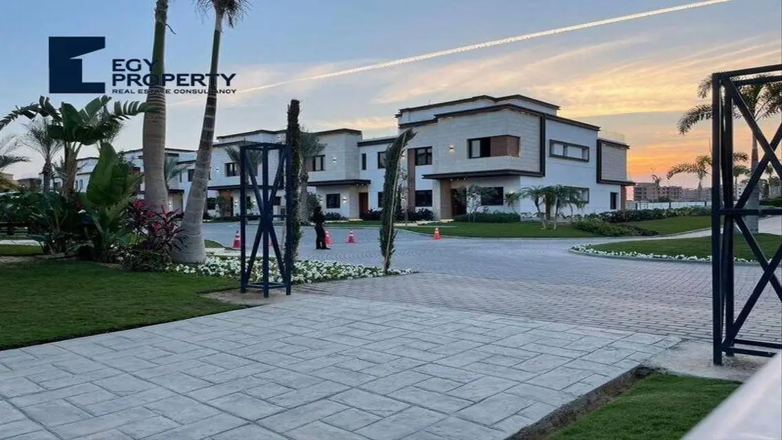 Luxury Villa for Sale in Azzar at an Excellent Price