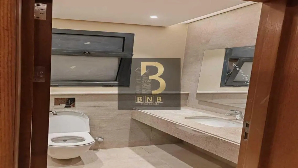 Luxury Villa at V-Residence