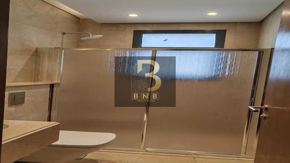 Luxury Villa at V-Residence