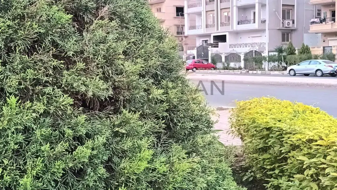 فيلا فاخرة بمساحة مريحة للبيع في موقع متميز
