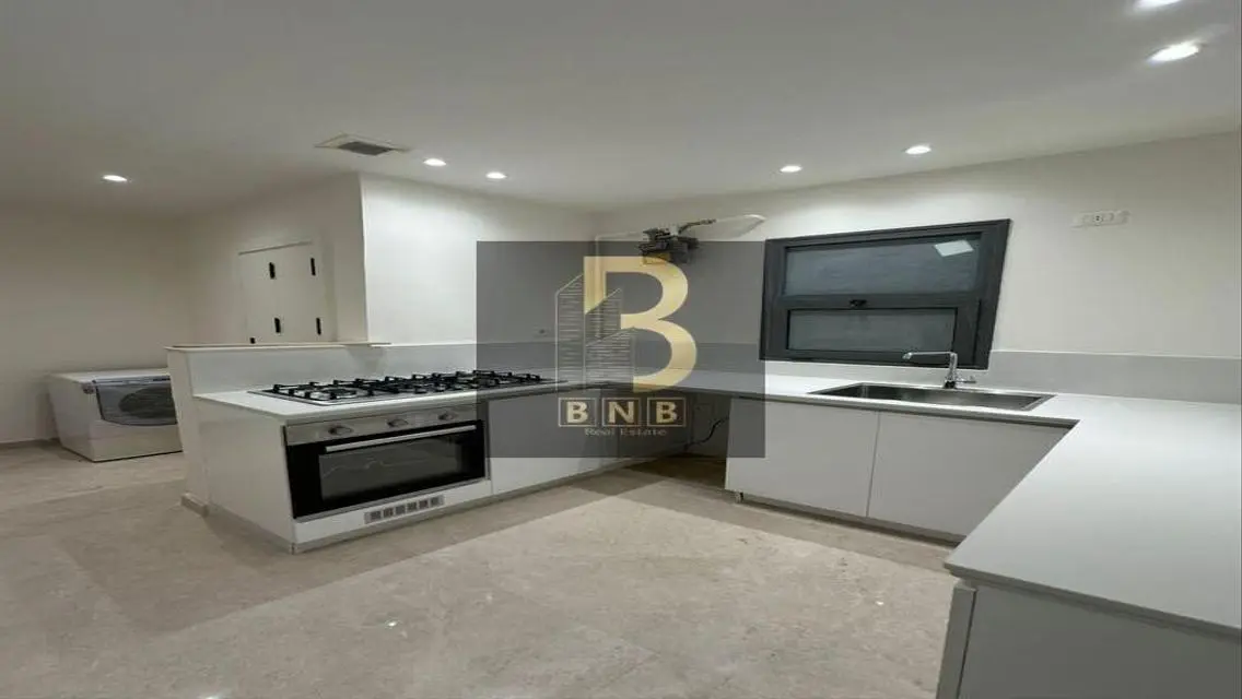 Stunning Apartment with Great View in the City Center