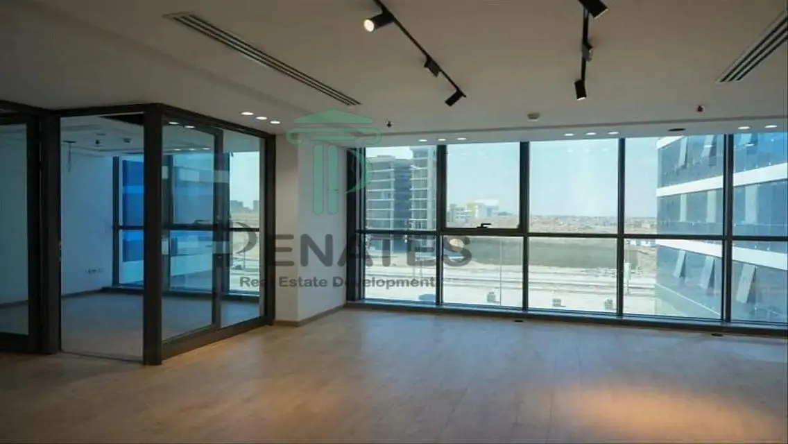 Golden Tower 2 - Luxurious Apartment