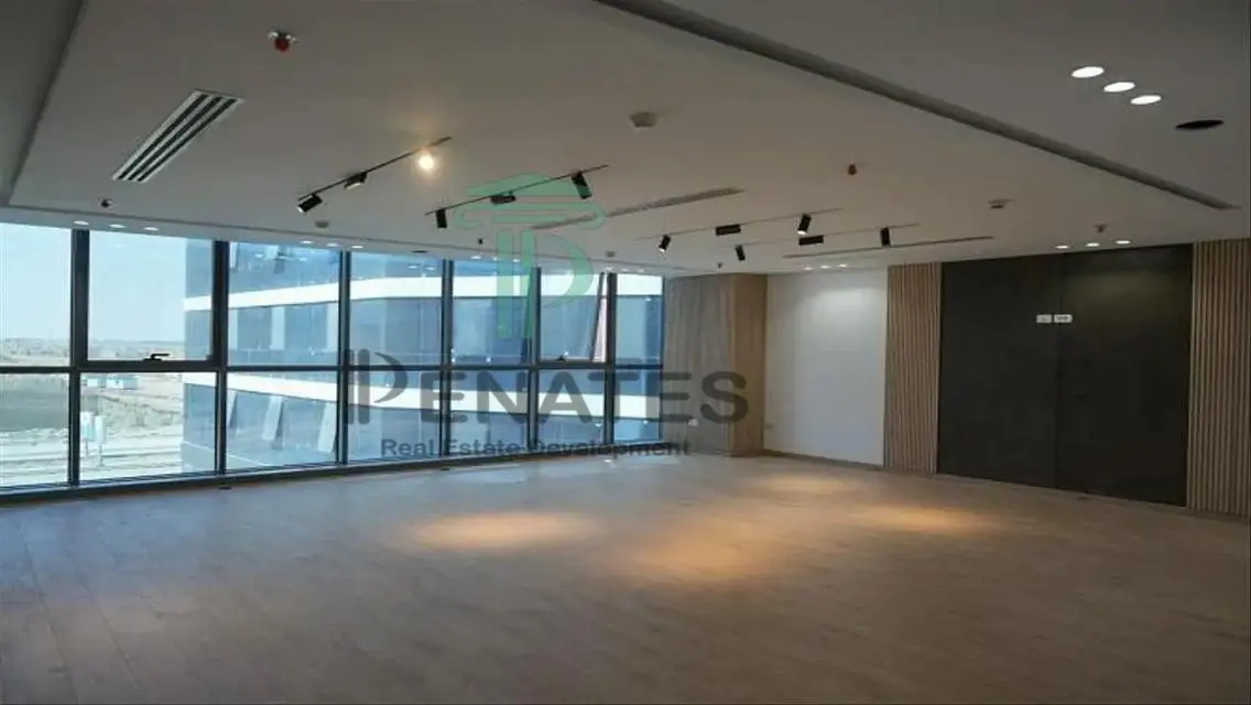 Golden Tower 2 - Luxurious Apartment