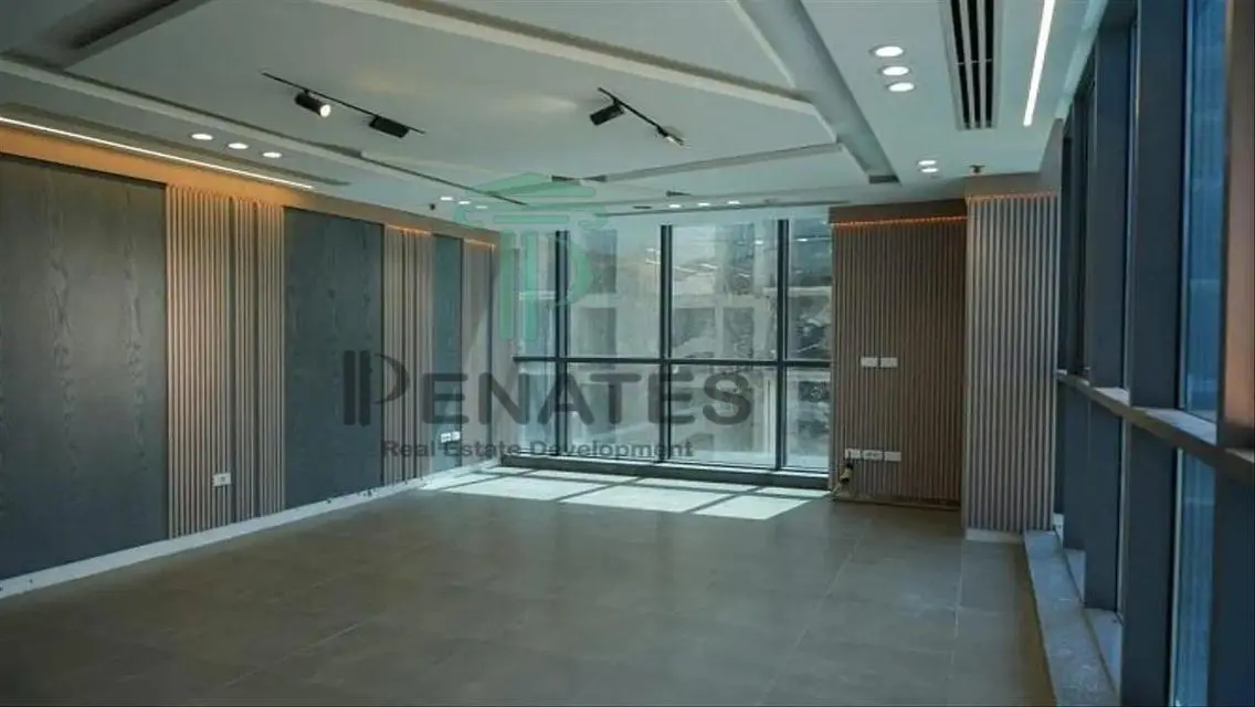 Golden Tower 2 - Luxurious Apartment
