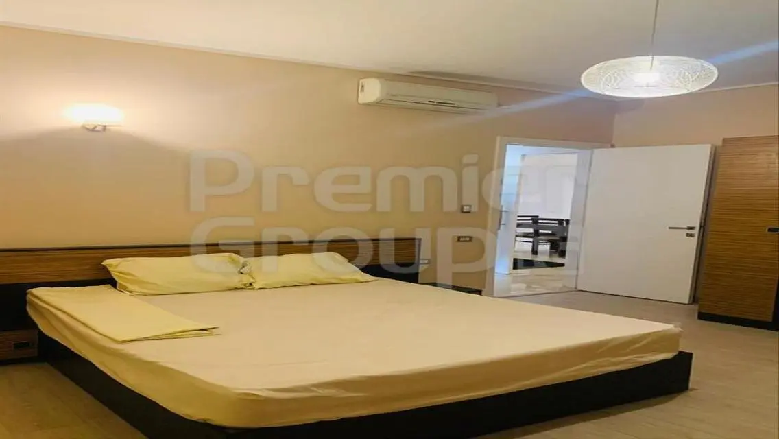Stunning Apartment for Rent with Two Bedrooms and Study