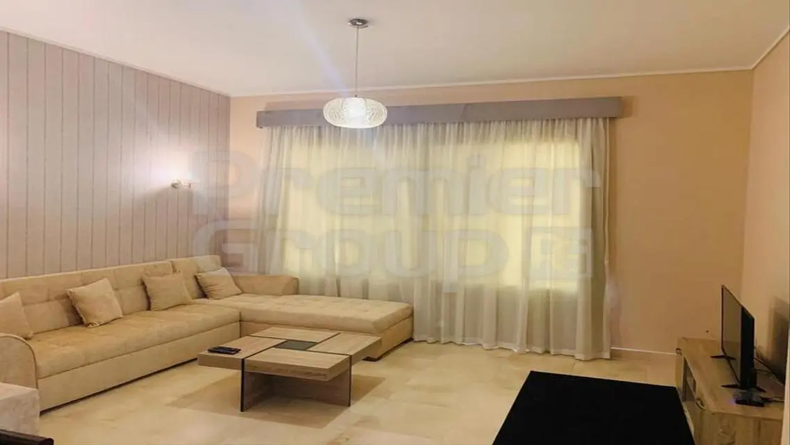 Stunning Apartment for Rent with Two Bedrooms and Study