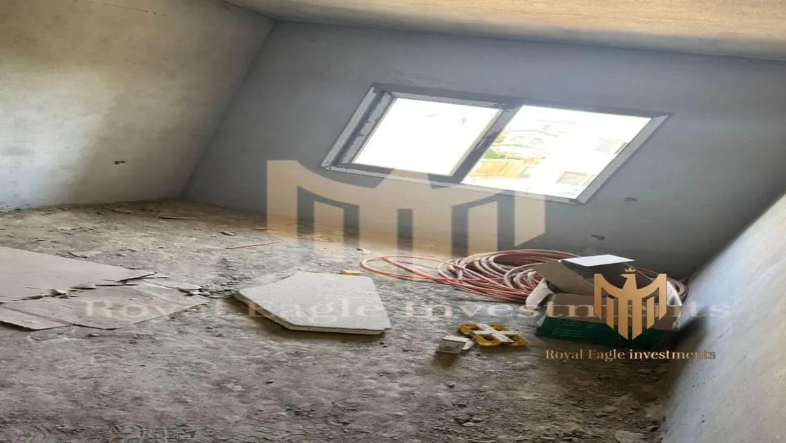 شقة فاخرة للبيع بمساحة 356 متر