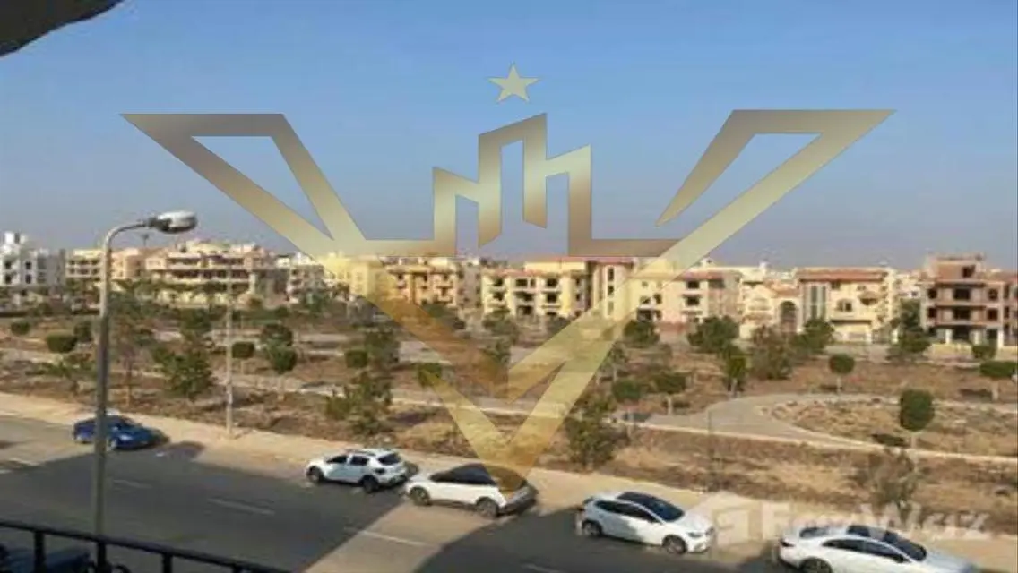 شقة فاخرة بمساحة 155 متر مع حارس أمن وشرفة
