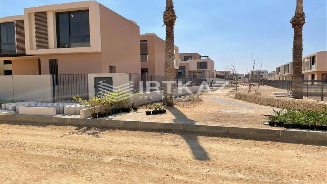 Luxury Apartment in Sodic East